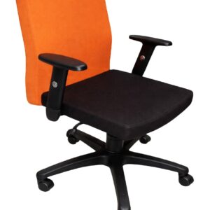 Silla Chukuy ergonómica de oficina con respaldo naranja y base metálica de 5 ruedas